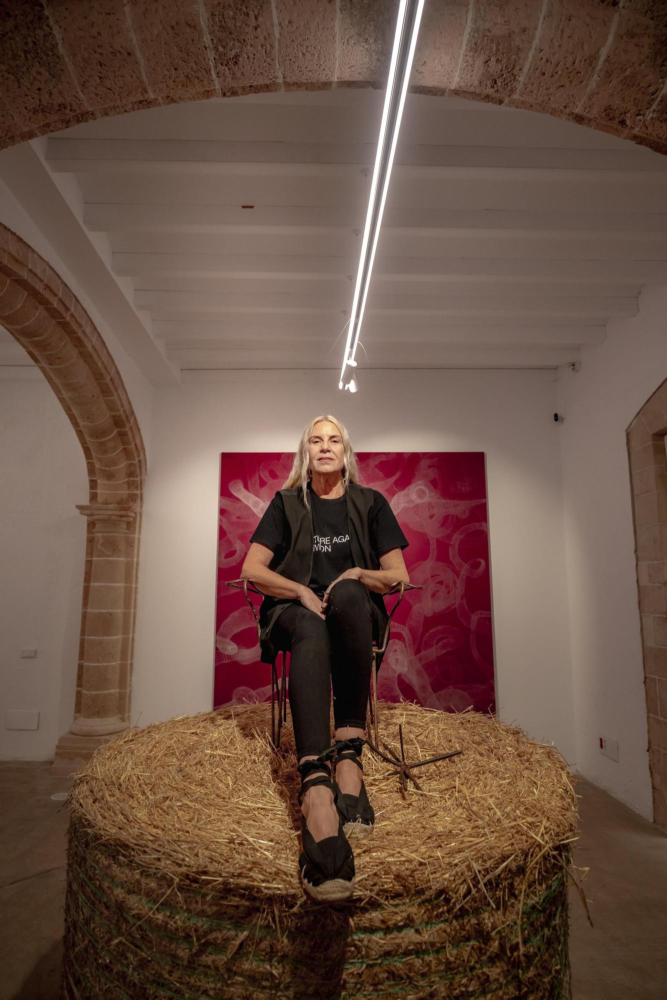 Susy Gómez expone 'Campos penetrables' en la galería Baró