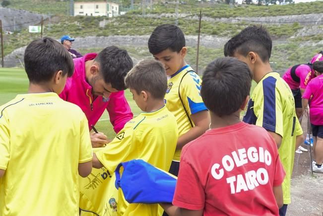 Entrenamiento de la UD Las Palmas en Barranco ...