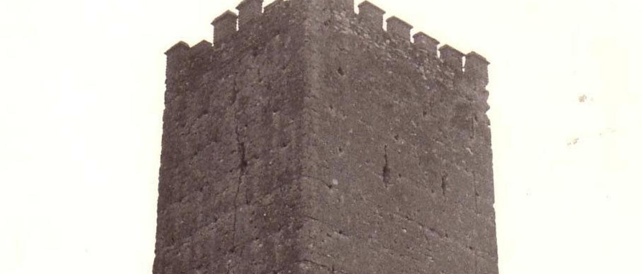 Cultura aboga por cubrir la Torre de Espioca para frenar su degradación