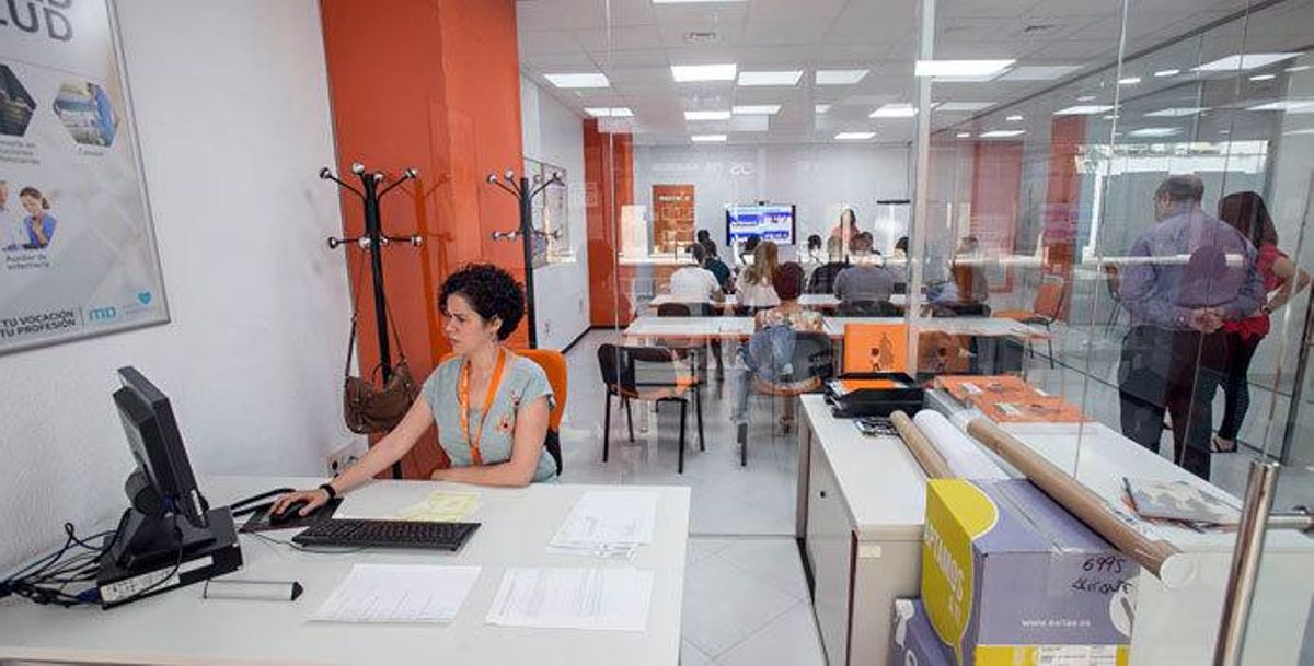 ¿Estás preparando oposiciones? MasterD Alicante, el lugar que necesitas para conseguir empleo fijo