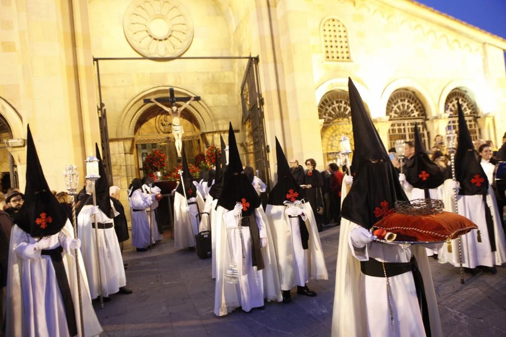 Procesión de Jueves Santo en Gijón