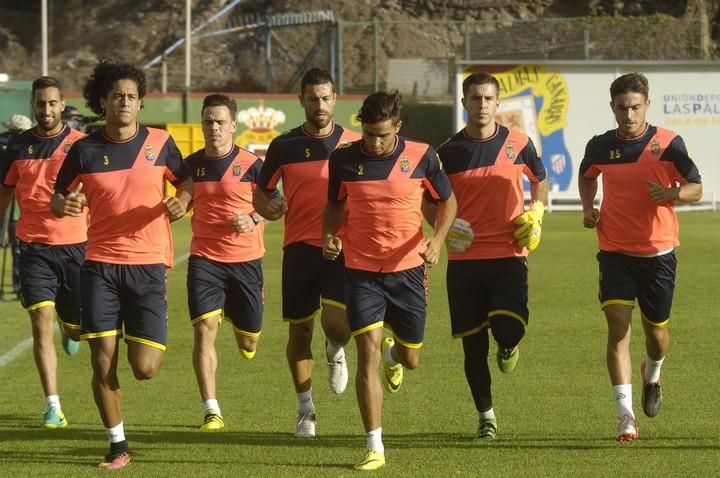 ENTRENAMIENTO DE LA UD LAS PALMAS