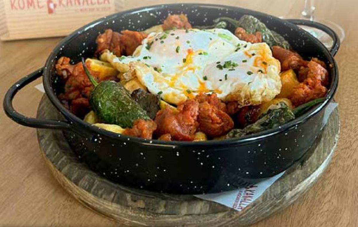 Huevos con sobrasada ibicenca de Juan Tur de Kome Kanalla