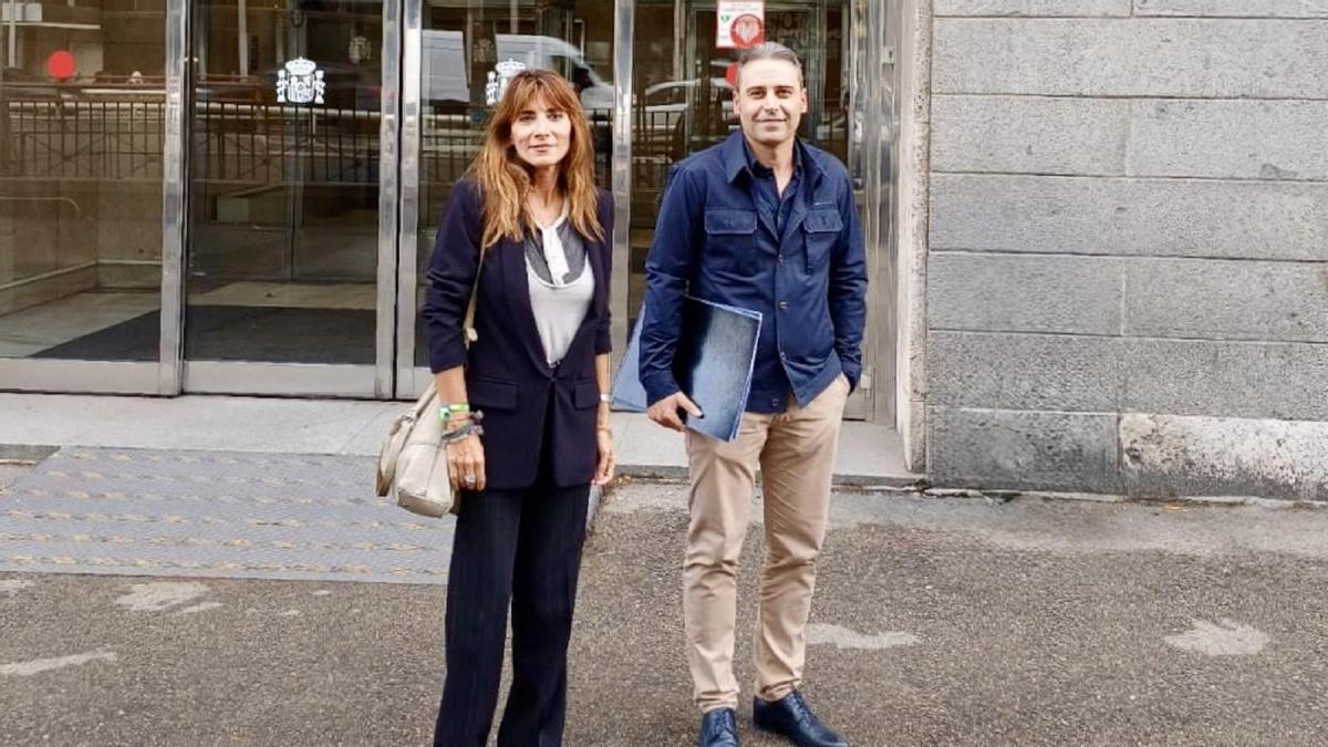 La alcaldesa de Mijas, Ana Mata, se ha reunido con los responsables del Ministerio de Transportes para mejorar el tráfico.