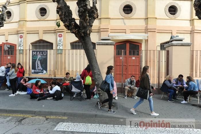 Colas para el concierto de Malú