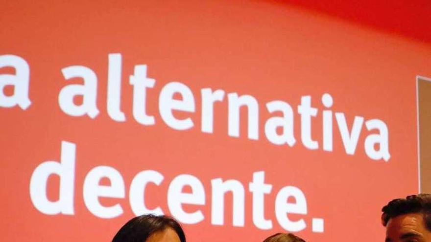El PSOE ofrece la garantía de &quot;la decencia frente a la corrupción del PP&quot;