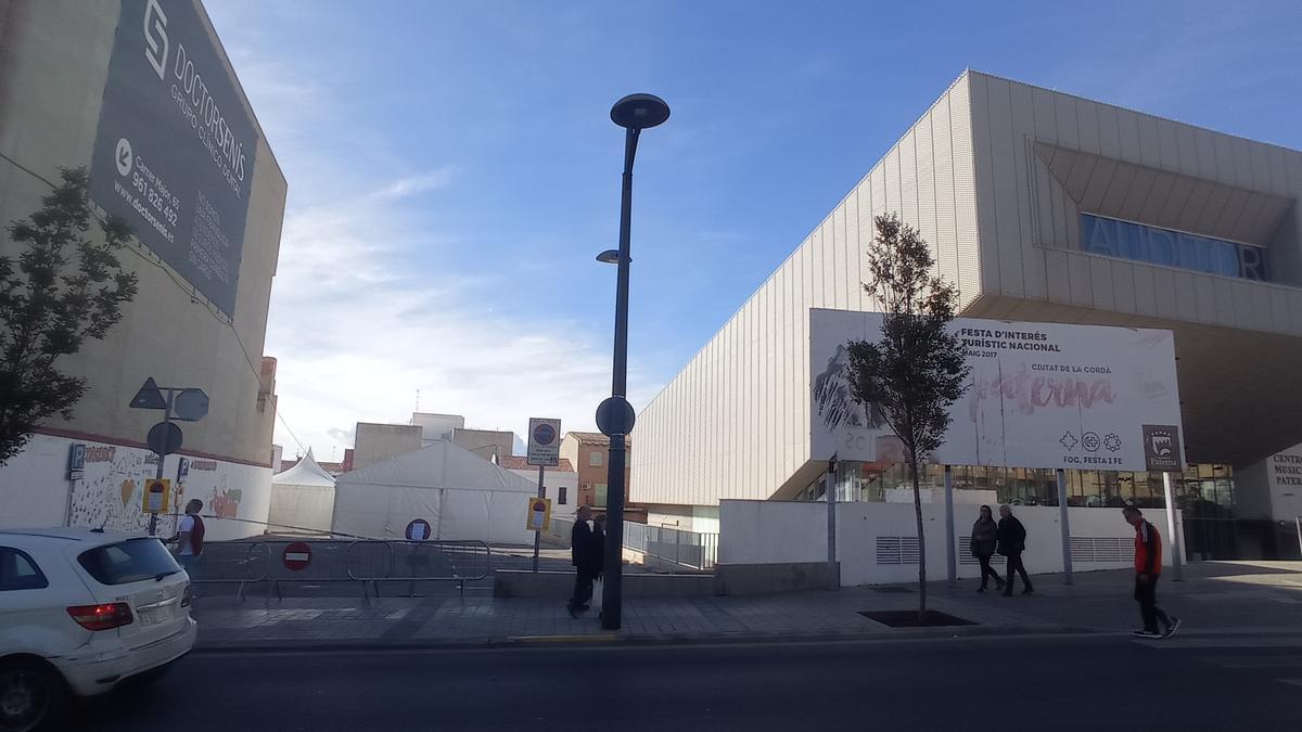 Solar junto al Auditorio de Paterna donde se construirá la residencia para menores con cáncer.