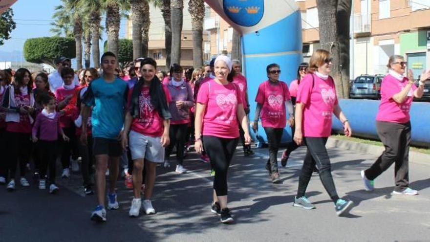 La Cursa de la Dona congrega a 1.300 personas