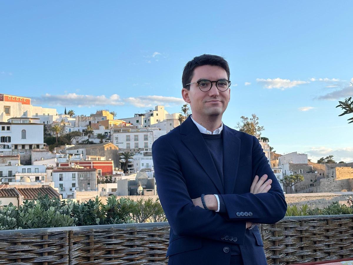 El abogado Víctor Soriano habló sobre urbanismo en Ibiza.