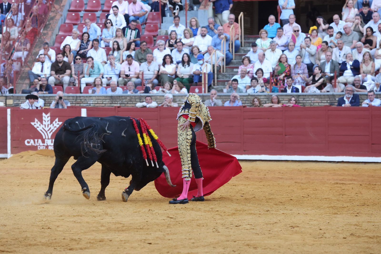 Migie Ángel Perera sale a hombros de Los Califas