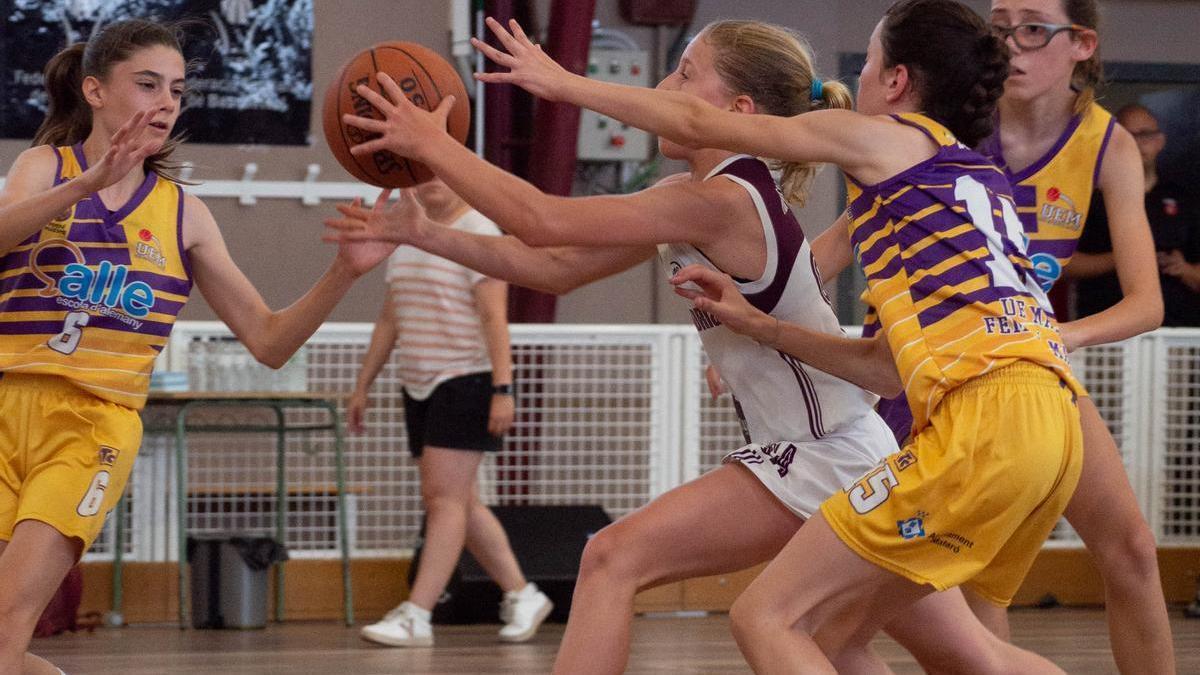 Imatges del Campionat de Catalunya Mini Femení - 11 i 12 de juny del 2022