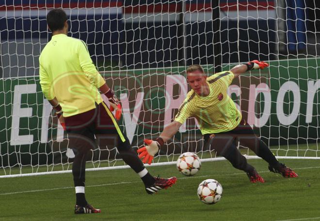 Las imágenes del entrenamiento del FC Barcelona  en París