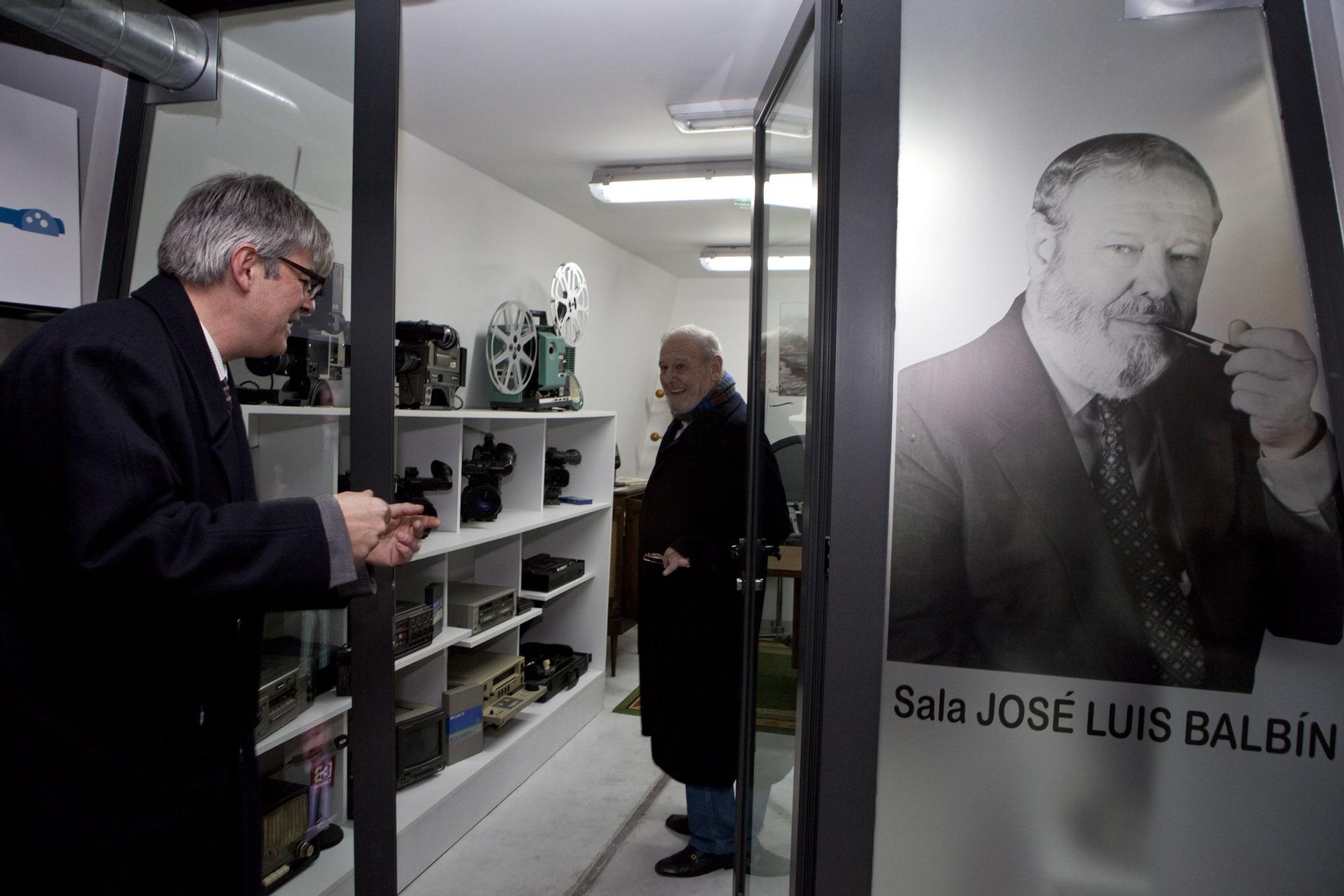 EN IMÁGENES: Muere el periodista asturiano José Luis Balbín, creador de "La clave"