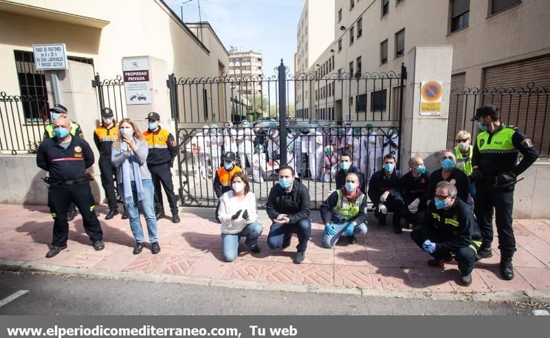 Reparto monas de Pascua Castelló