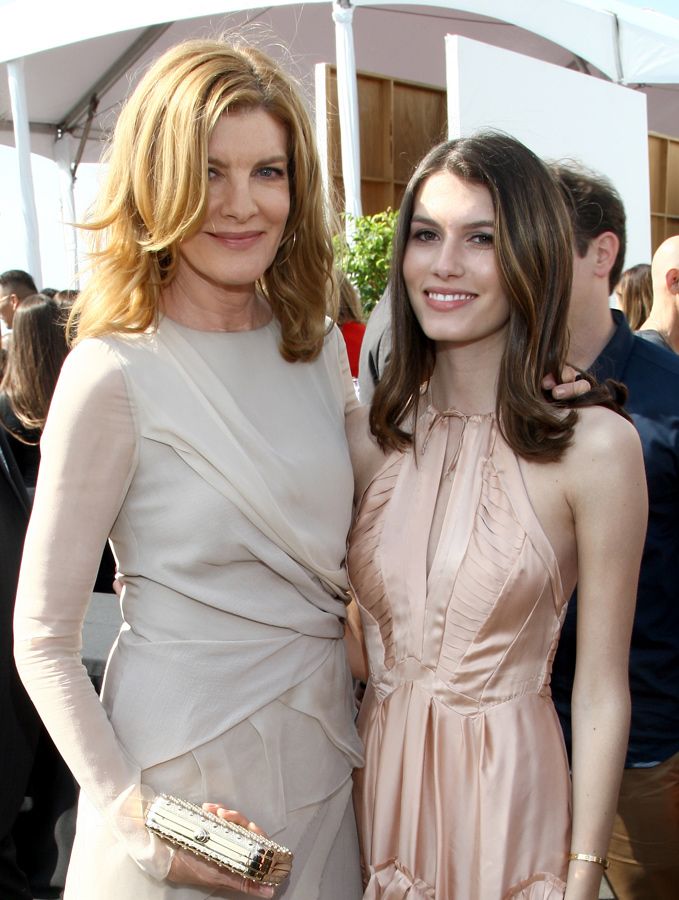 Rose Gilroy, la hija de Rene Russo desfila en la Milan Fashion Week