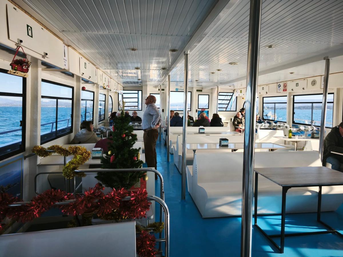 Uno de los catamaranes de Cruceros do Ulla, hoy.