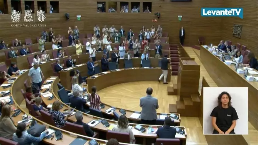 Pérez Llorca saca adelante sus primeros presupuestos