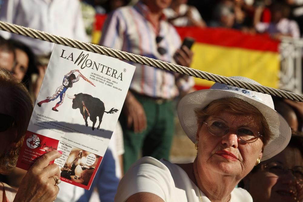 Rejoneo en la feria taurina de Begoña.