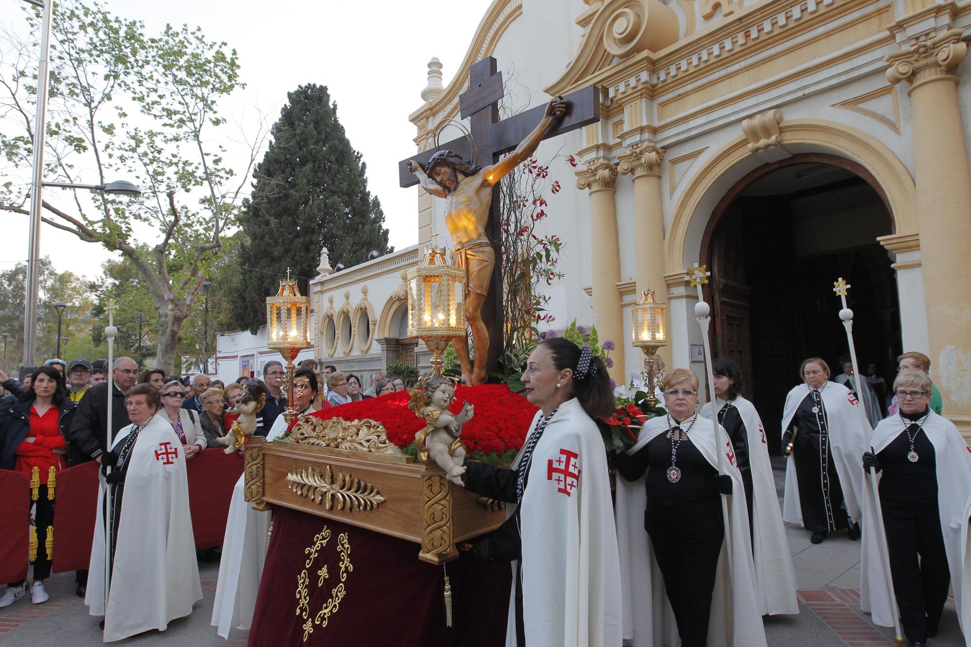 Las imágenes de las últimas procesiones de Viernes Santo en el Port de Sagunt.