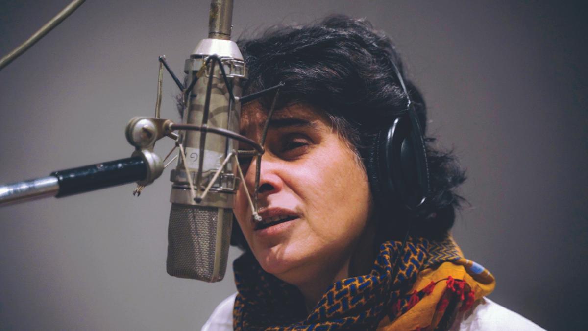 Mariana de Moraes, durante las sesiones de grabación del disco.