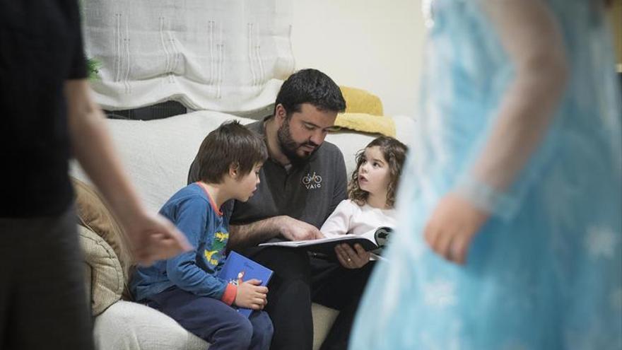 Las familias destinan el doble de tiempo a los hijos que en 1965