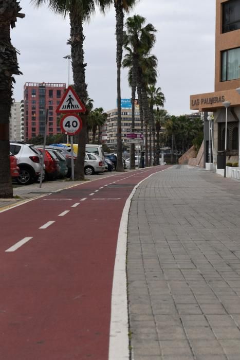 25-03-20 LAS PALMAS DE GRAN CANARIA. CIUDAD. LAS PALMAS DE GRAN CANARIA. Recorrido por la ciudad para vera su desolación.   Fotos: Juan Castro.  | 25/03/2020 | Fotógrafo: Juan Carlos Castro