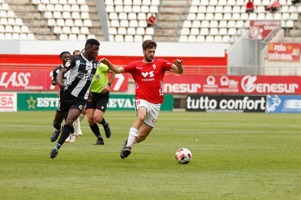 El Real Murcia no levanta cabeza (0-0)