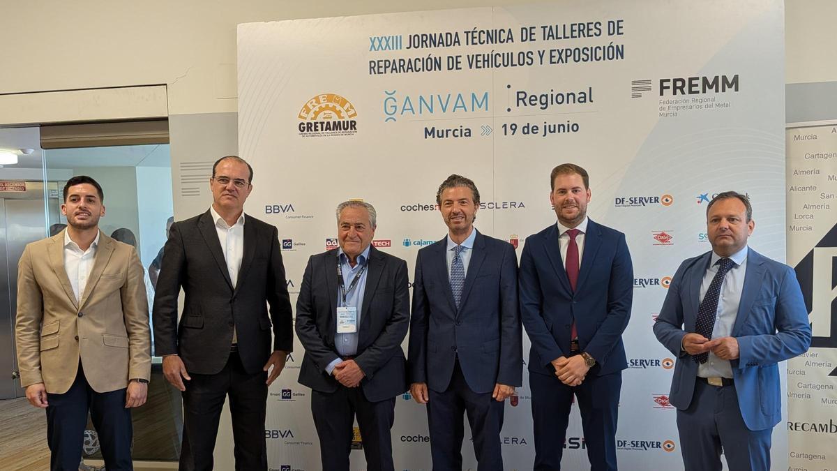 De izquierda a derecha, Alberto Sánchez (CARM), Jaime Barea (Ganvam), José de la Cruz (Gretamur), Alfonso Hernández (Fremm), Federico Miralles (CARM) y Andrés Sánchez (Fremm).