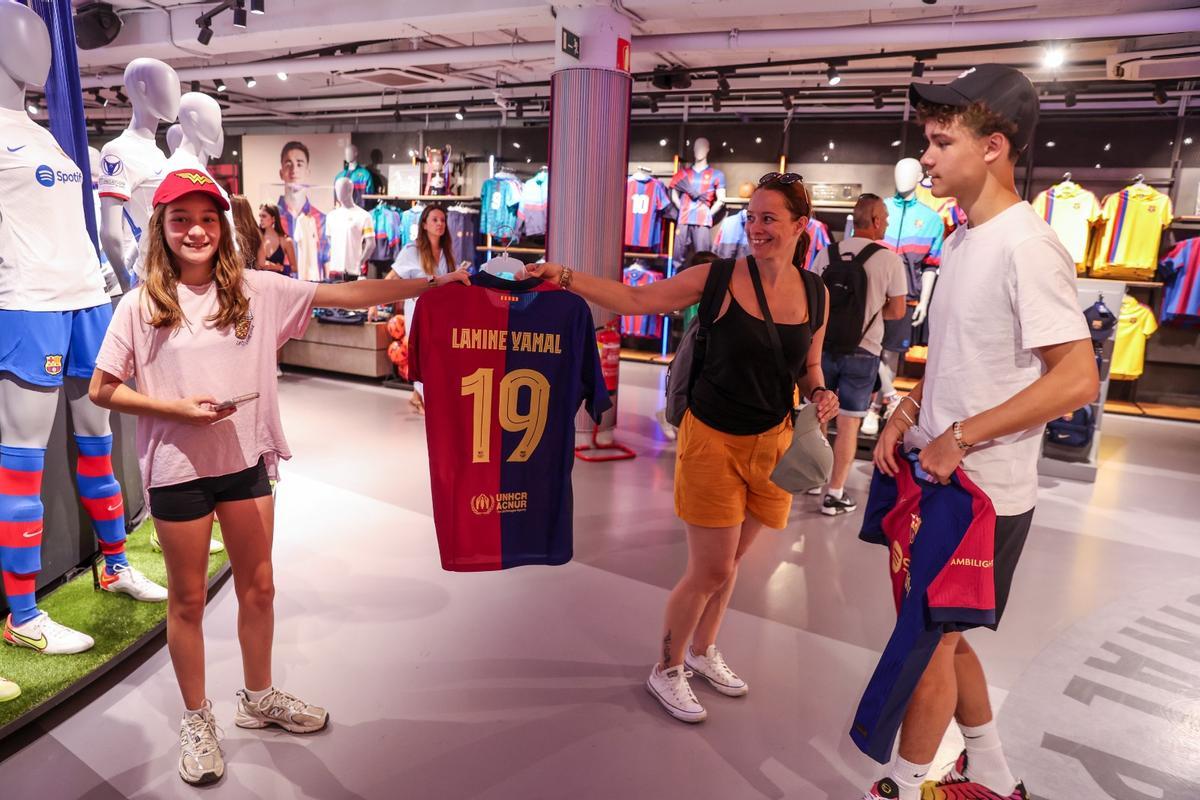 Pasión por Lamine Yamal y la nueva camiseta del Barça Pasión por Lamine Yamal y la nueva camiseta del Barça