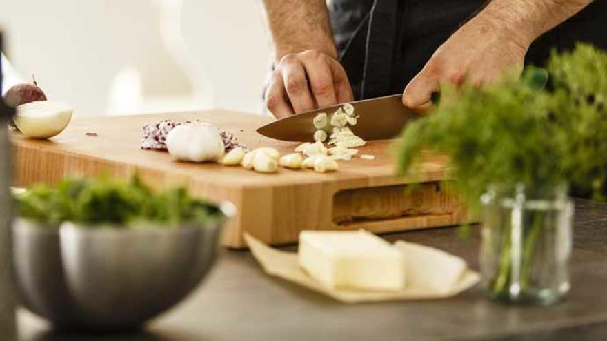 Para un chef profesional o para los aficionados a la cocina más exigentes:  cinco tablas de cortar a la venta en