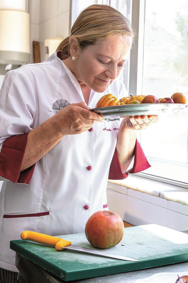 Ángela Pérez, jefa de cocina de Casa Emburria.