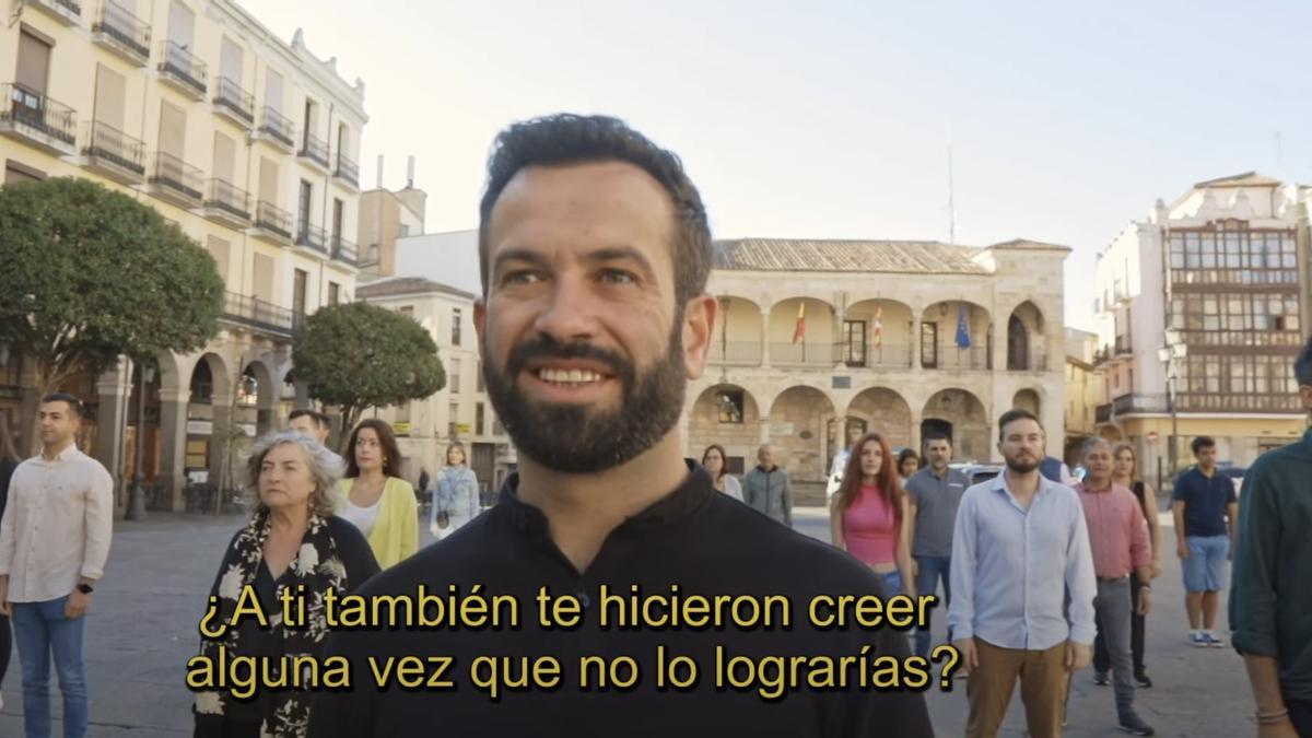 David Gago, candidato del PSOE a la Alcaldía de Zamora, presenta su spot promocional.