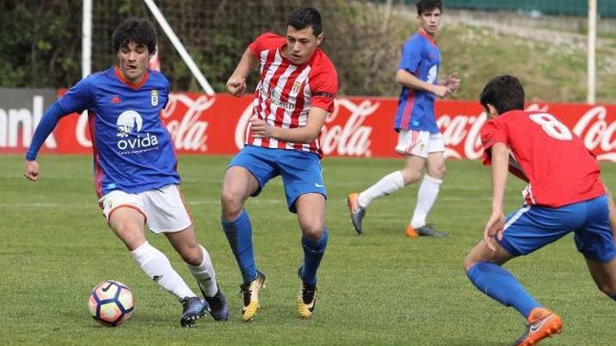 Javi Mier, en el duelo ante el Sporting.