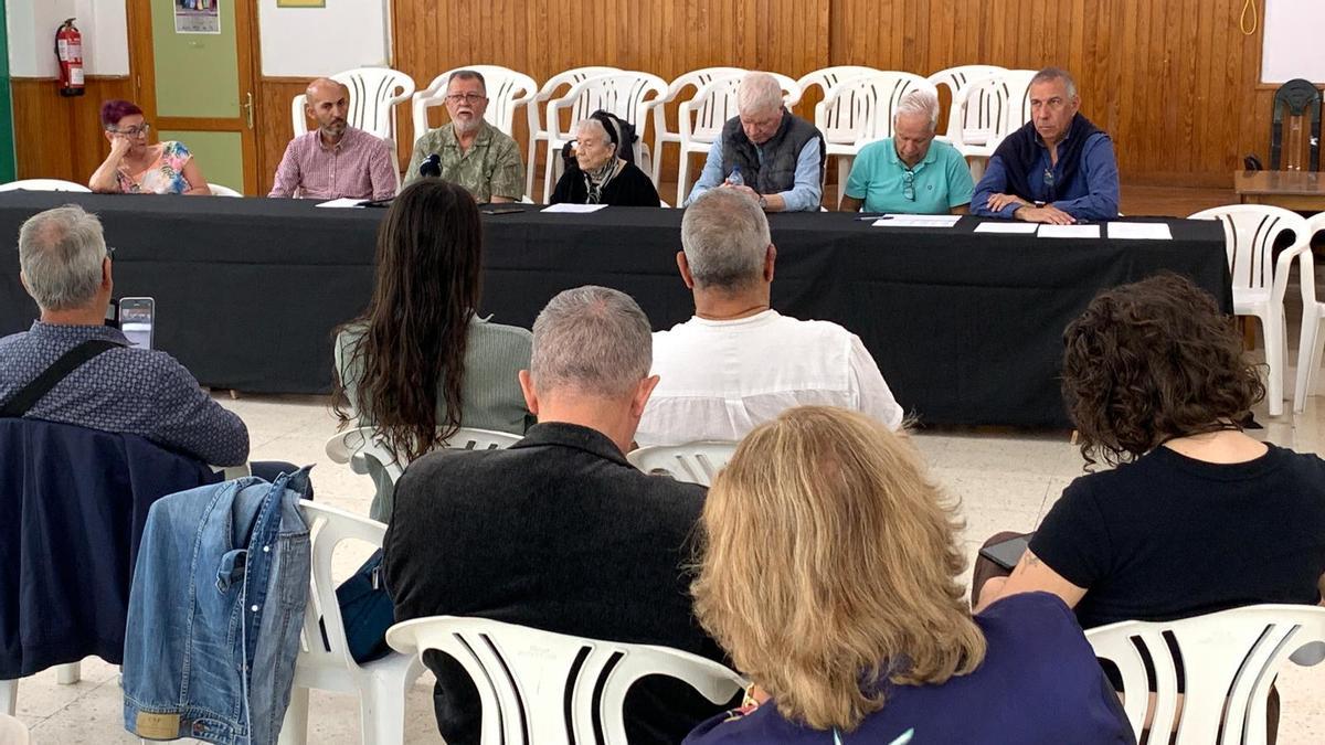 Colectivos vecinales piden mejoras en los barrios de Las Pamas de Gran Canaria
