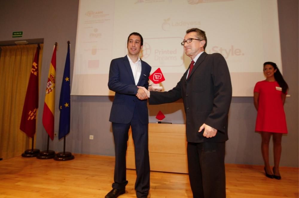 Entregan los premios Cecarm de comercio electrónico