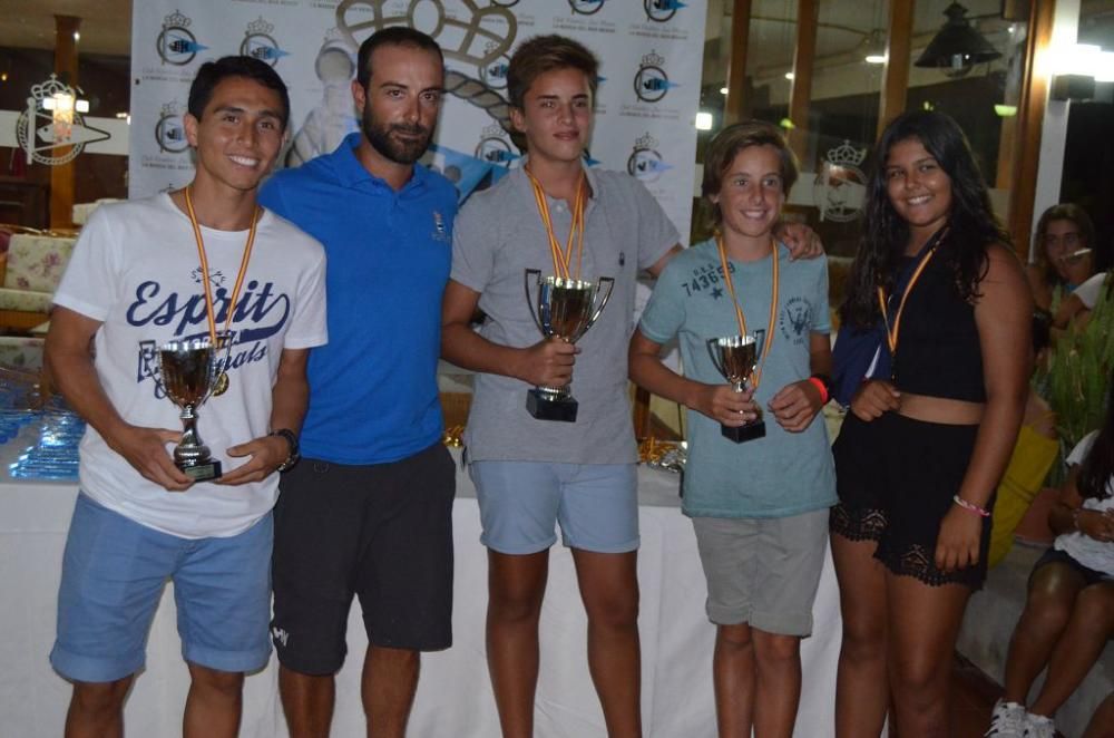 Entrega de premios en el Club Naútico