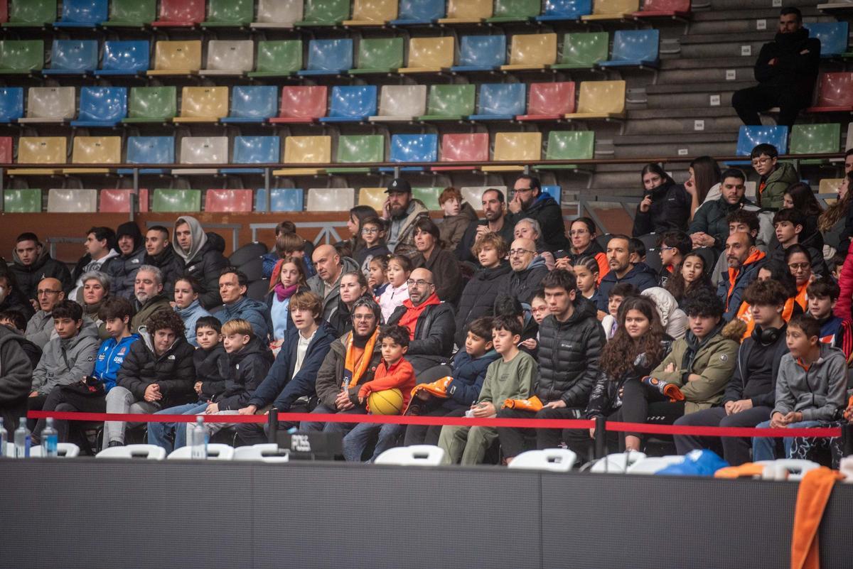 Entrenamiento de puertas abiertas del Leyma en el Coliseum