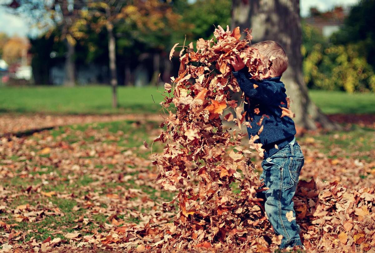 Los niños tienen derecho a jugar y moverse al aire libre