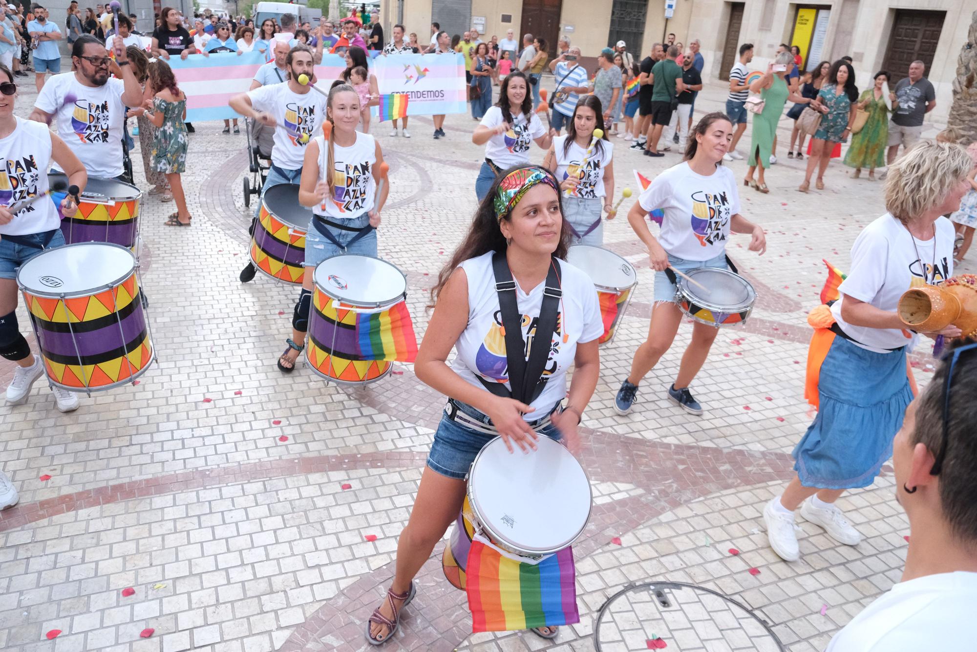 Así ha sido la manifestación del Orgullo en Elche