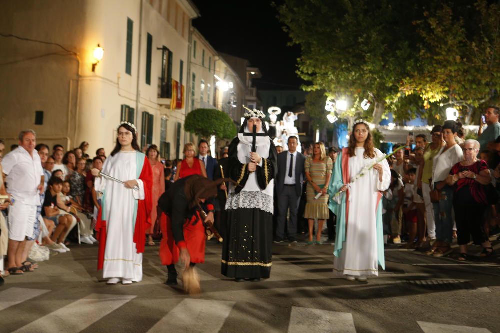 Procesión de la beata en Santa Margalida