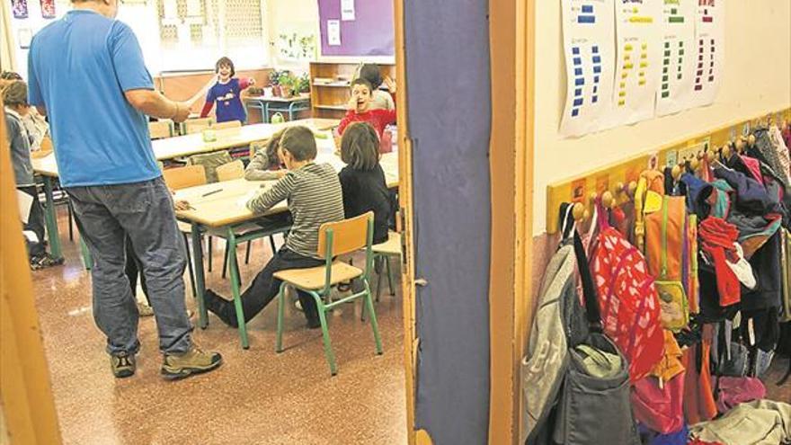 Fiebre por obtener un título de valencià ante el plurilingüismo y las oposiciones docentes