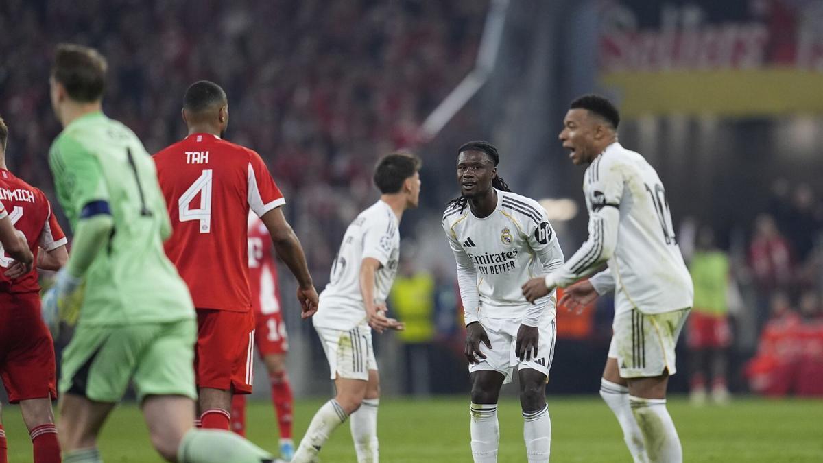 Bayern de Múnich - Real Madrid I La segunda amarilla a Camavinga