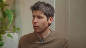 Sam Altman, CEO de OpenAI y fundador de ChatGPT, durante su entrevista con Tucker Carlson