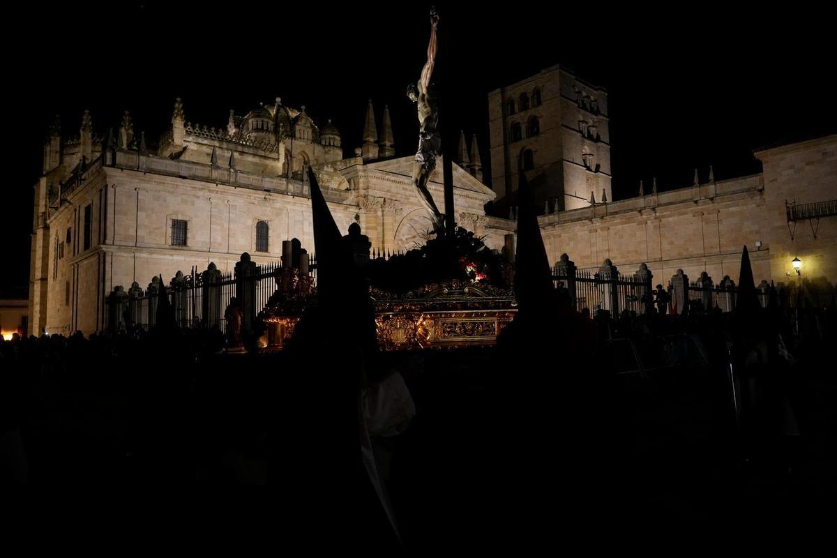 GALERÍA | Las imágenes más impresionantes de la procesión del Silencio este Miércoles Santo en Zamora