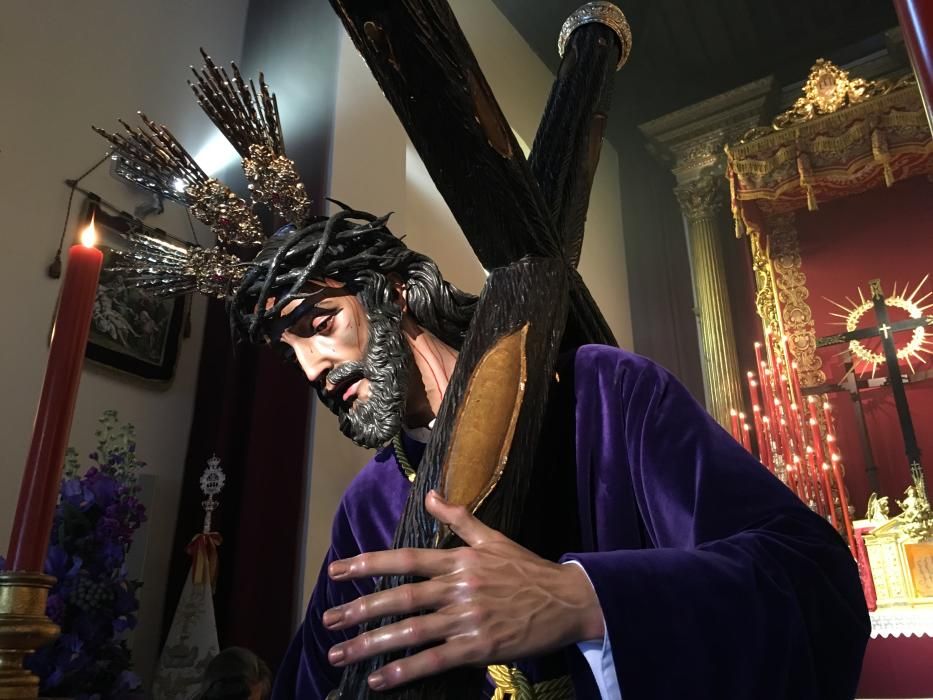 El Nazareno de los Pasos está expuesto en besapié en San Lázaro.