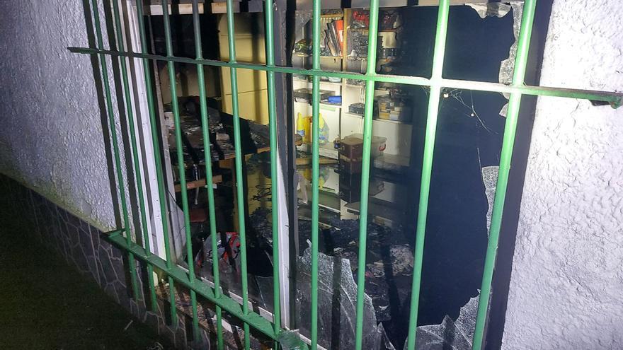 Herido el escultor Vicente Vázquez Canónico tras una explosión en su