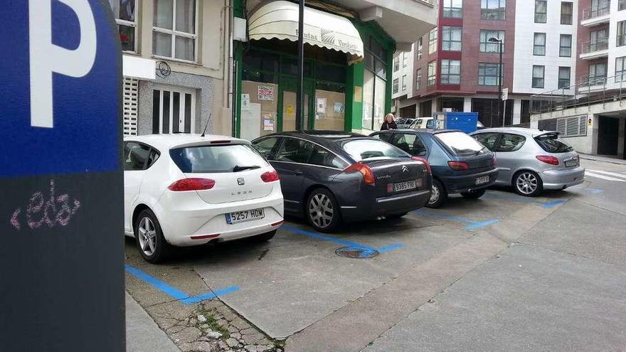 Zona de ORA en el casco urbano de Betanzos, en 2015.