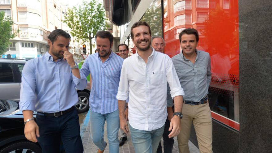 Pablo Casado respalda a Ruz y señala que su proyecto &quot;es ganador&quot;