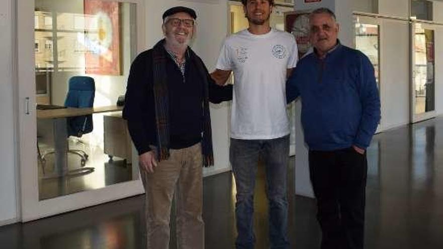 Pazos y González, ayer, con Tomás Vieito.