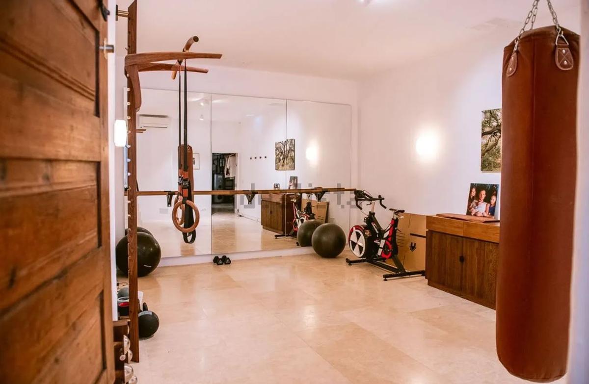 Así es una casa payesa del siglo XIX autosuficiente a la venta en Ibiza